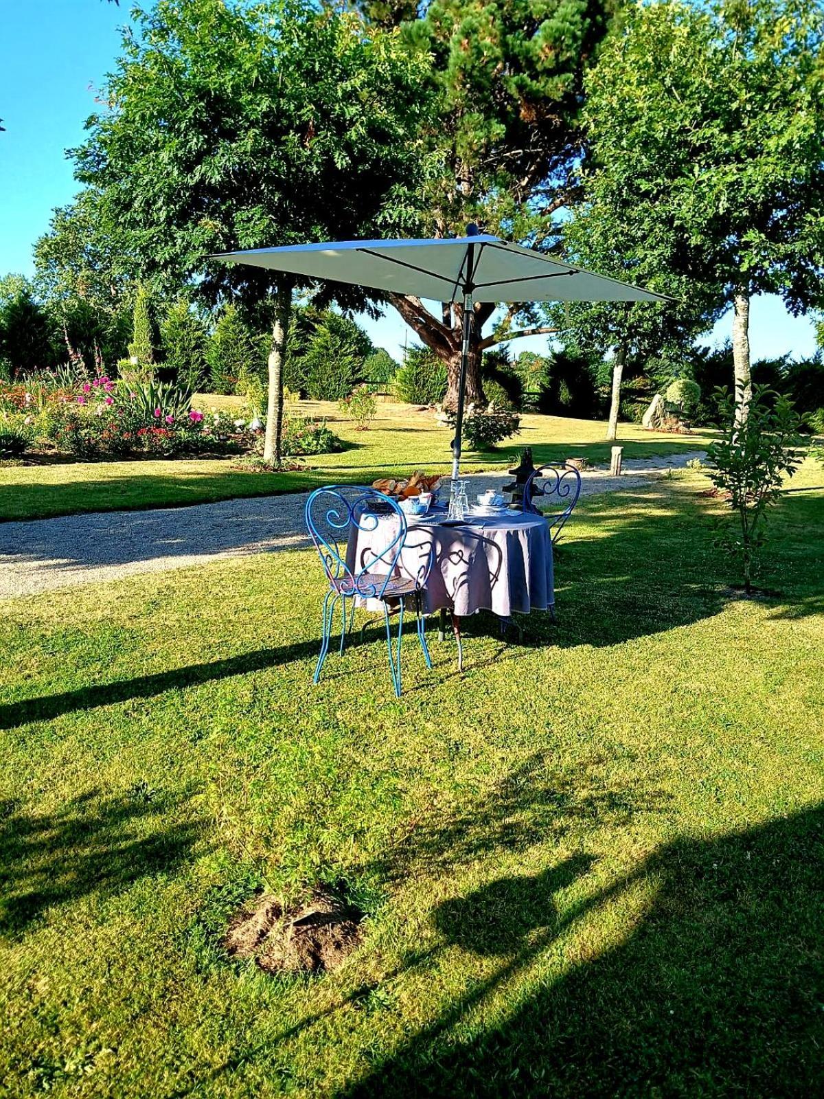 Chambre D'Hotes Avec Petit Dejeuner Compris A Megrit Mégrit Exteriör bild